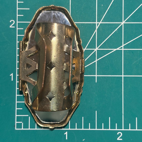 Glove Holder Clip Vintage Gold Tone Floral Hinged Compact Mirror Hong Kong MCM - Picture 5 of 6